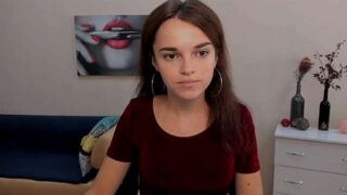 Iren_Lorein nude pussy closeups on cam for live sex video chat