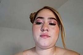 Isabell_Thomas nude pussy closeups on cam for live sex video chat