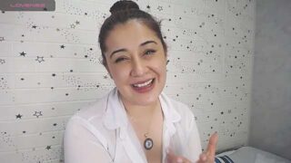 JadeSweet nude pussy closeups on cam for live sex video chat