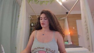 JessyJuggs nude pussy closeups on cam for live sex video chat