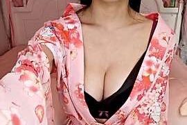 jingjing111 nude pussy closeups on cam for live sex video chat