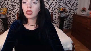 Katynbarbia nude pussy closeups on cam for live sex video chat