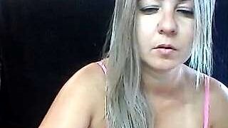 KelisEdwards nude pussy closeups on cam for live sex video chat
