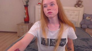 Kesina_Nori nude pussy closeups on cam for live sex video chat