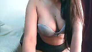 kiaara nude pussy closeups on cam for live sex video chat