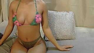 KINKYYANGIE3 nude pussy closeups on cam for live sex video chat