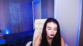 Kitty_Karolina nude pussy closeups on cam for live sex video chat