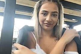LaraVegas nude pussy closeups on cam for live sex video chat
