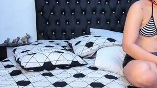 Laylalee2000 nude before cam – live sex chat