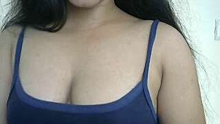 lovely_princes nude pussy closeups on cam for live sex video chat