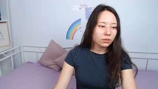 LucienLarri nude pussy closeups on cam for live sex video chat