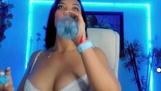 Madame_Loraine nude pussy closeups on cam for live sex video chat