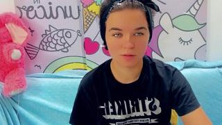 Magickelly nude before cam – live sex chat