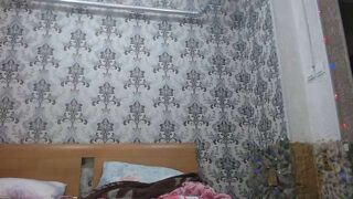 Mama_Liza nude pussy closeups on cam for live sex video chat