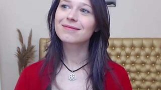 MargieBoomm nude pussy closeups on cam for live sex video chat