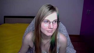 MaryDavidson1 nude pussy closeups on cam for live sex video chat