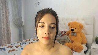 Mel_lissa nude pussy closeups on cam for live sex video chat