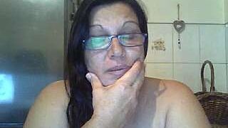 Melmamalhuda@xh nude pussy closeups on cam for live sex video chat