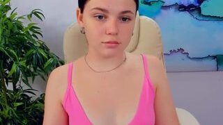 Miclapiper nude before cam – live sex chat