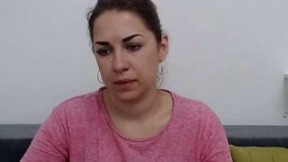 -Miss-Honey- nude pussy closeups on cam for live sex video chat