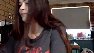 MissSunshine96 nude pussy closeups on cam for live sex video chat