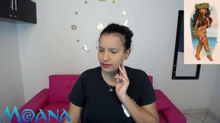 MOANA-18 nude pussy closeups on cam for live sex video chat