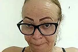 mom5boys nude pussy closeups on cam for live sex video chat