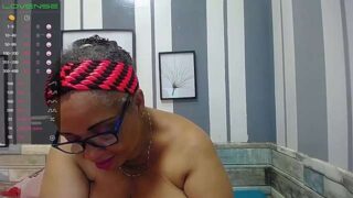 OBI_EBANO nude pussy closeups on cam for live sex video chat