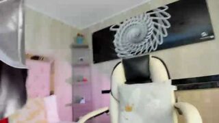 phoebe_h0 nude pussy closeups on cam for live sex video chat