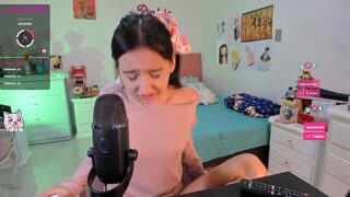pinkie_princess nude pussy closeups on cam for live sex video chat