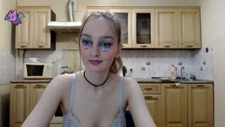 Princess_Chr nude pussy closeups on cam for live sex video chat
