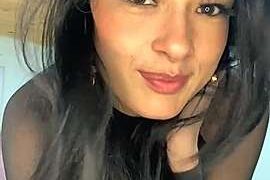 RossAbbeyy nude pussy closeups on cam for live sex video chat