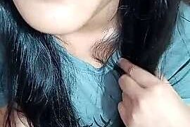 ruhii_9 nude pussy closeups on cam for live sex video chat