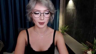 rumi_co nude pussy closeups on cam for live sex video chat