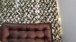 Samanta_Evans_ nude pussy closeups on cam for live sex video chat