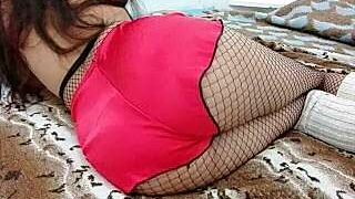 SeductiveWife nude pussy closeups on cam for live sex video chat