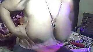 Sexy_Sanam nude pussy closeups on cam for live sex video chat