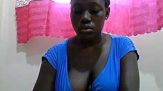 Sexyblackgal nude pussy closeups on cam for live sex video chat