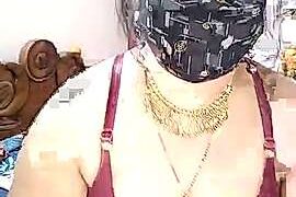 Sheela-Bhabi nude pussy closeups on cam for live sex video chat