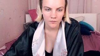Sofyalamb nude before cam – live sex chat