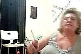 Susanmature nude pussy closeups on cam for live sex video chat