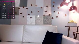 SussaneCole nude pussy closeups on cam for live sex video chat
