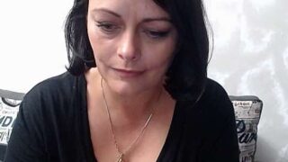 Sweet_medik nude pussy closeups on cam for live sex video chat