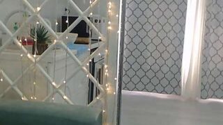 SweetCherry_Mary nude pussy closeups on cam for live sex video chat