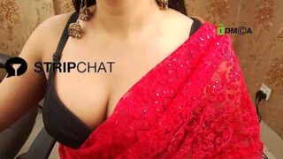 TheOliveaShow nude pussy closeups on cam for live sex video chat