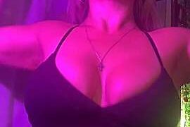 tr3asurech3st nude pussy closeups on cam for live sex video chat