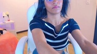 Valeria-gil nude before cam – live sex chat