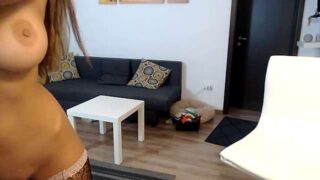 VickyStonee nude pussy closeups on cam for live sex video chat