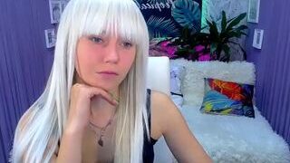 VictoriaLov nude before cam – live sex chat