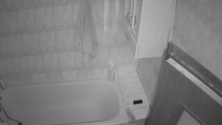 Voyeurcam-euro-bathroom nude before cam – live sex chat